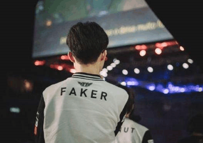 NIP赛后群访 Rookie ：对战TES和BLG要好好准备一下，好好拿下