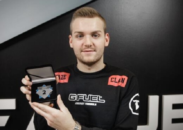 RNG工作人员队员症状较为严重，比赛还能打吗？